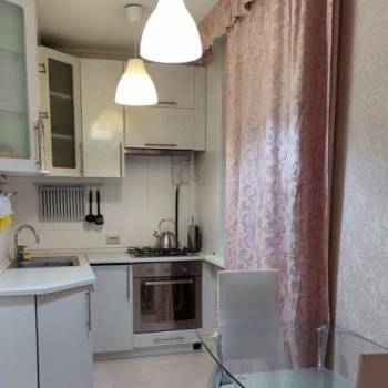 Сдается 1-комнатная квартира, 46 м²