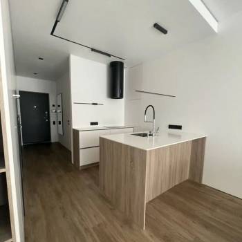 Продается 2-х комнатная квартира, 54 м²