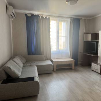 Сдается 1-комнатная квартира, 33 м²