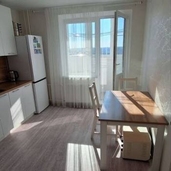 Продается 2-х комнатная квартира, 54 м²