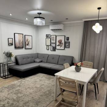 Продается 2-х комнатная квартира, 60 м²