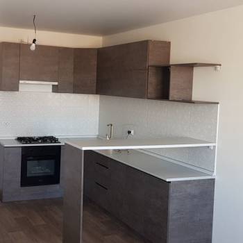 Сдается 2-х комнатная квартира, 64 м²