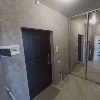 Сдается 1-комнатная квартира, 42 м²