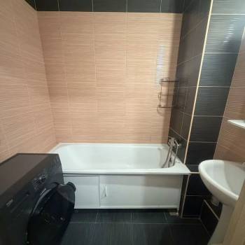 Сдается 2-х комнатная квартира, 56 м²