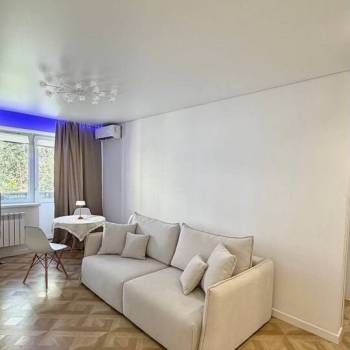 Сдается Многокомнатная квартира, 59 м²