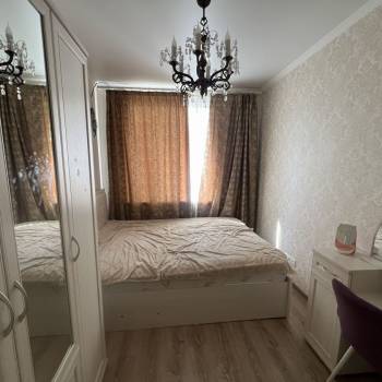 Сдается Многокомнатная квартира, 60 м²