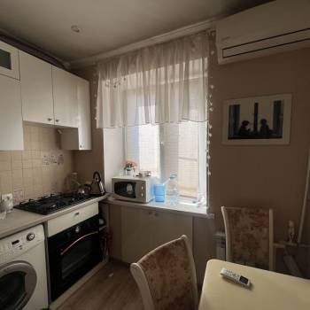 Сдается Многокомнатная квартира, 60 м²