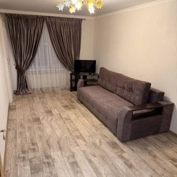 Сдается 1-комнатная квартира, 35 м²