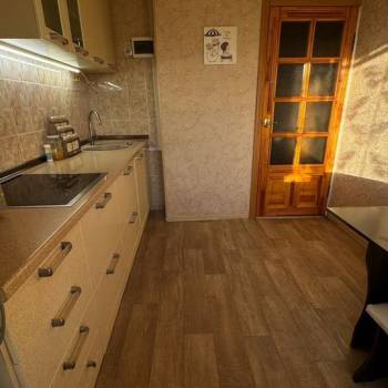 Сдается 1-комнатная квартира, 55 м²