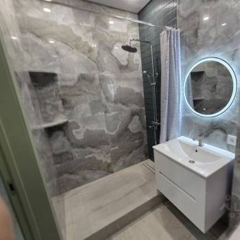 Сдается Многокомнатная квартира, 60 м²