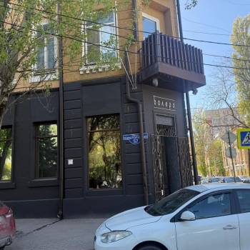 Сдается Нежилое помещение, 235 м²