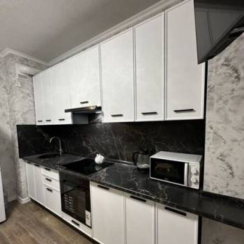 Продается 1-комнатная квартира, 44 м²