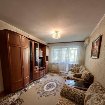 Сдается Многокомнатная квартира, 56,6 м²