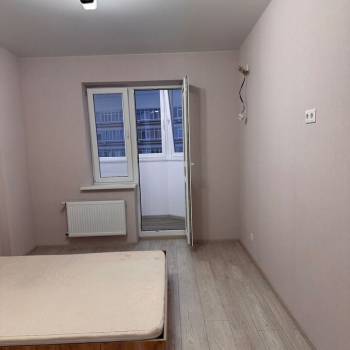 Продается 1-комнатная квартира, 40 м²