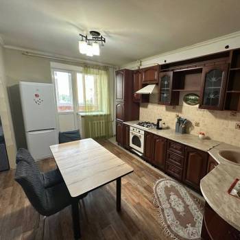 Сдается Многокомнатная квартира, 104 м²