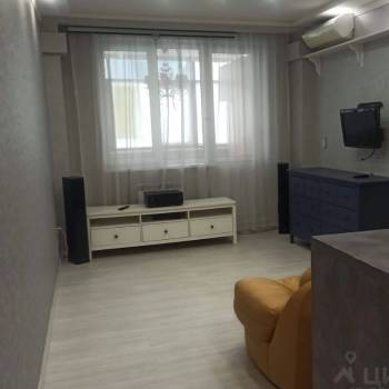 Сдается 1-комнатная квартира, 44 м²