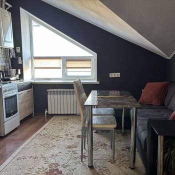 Продается 1-комнатная квартира, 42 м²