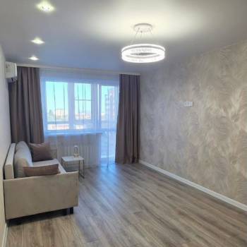 Продается 1-комнатная квартира, 35 м²