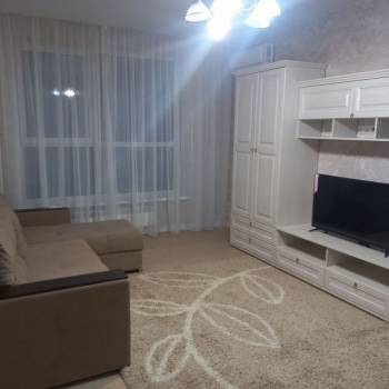 Сдается 2-х комнатная квартира, 65 м²
