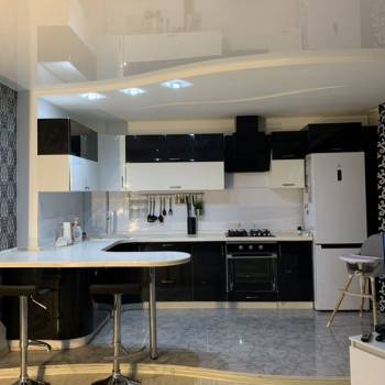 Продается Многокомнатная квартира, 102 м²