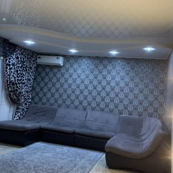 Продается Многокомнатная квартира, 102 м²