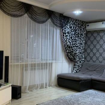 Продается Многокомнатная квартира, 102 м²