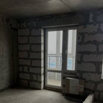 Продается 1-комнатная квартира, 42 м²