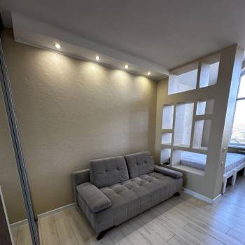 Продается 1-комнатная квартира, 41 м²