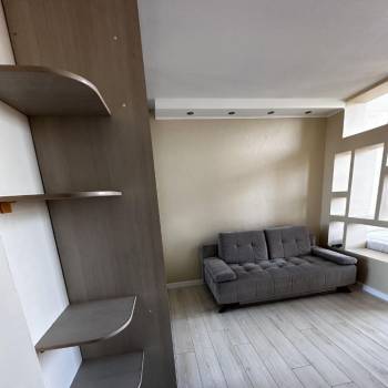 Продается 1-комнатная квартира, 41 м²