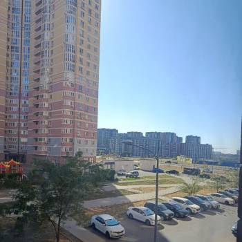 Продается 1-комнатная квартира, 38 м²