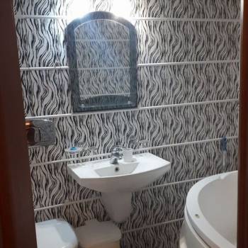 Сдается 1-комнатная квартира, 53 м²