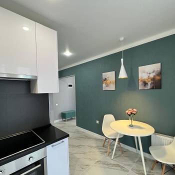 Продается 1-комнатная квартира, 37 м²