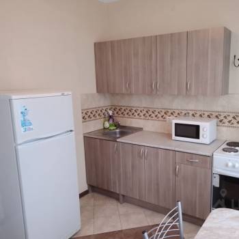 Сдается 1-комнатная квартира, 42 м²