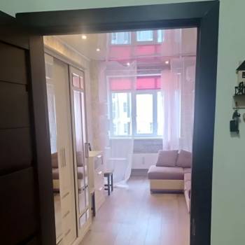 Сдается 1-комнатная квартира, 42 м²