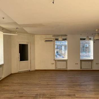 Продается Нежилое помещение, 80 м²