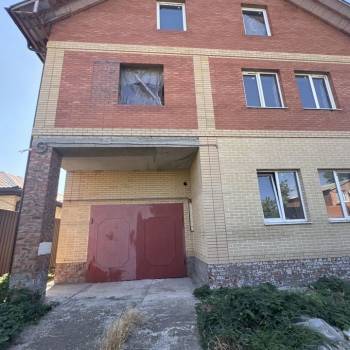 Продается Дом, 350 м²