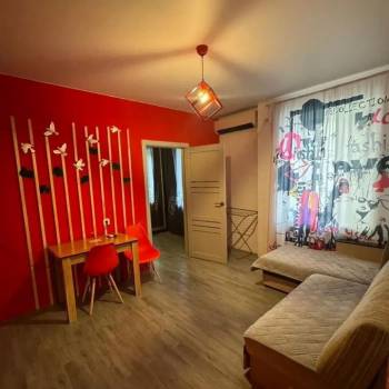 Сдается 2-х комнатная квартира, 42 м²