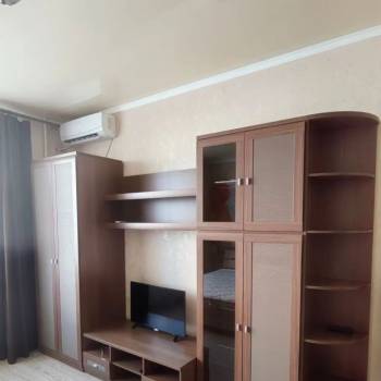 Сдается 1-комнатная квартира, 39 м²