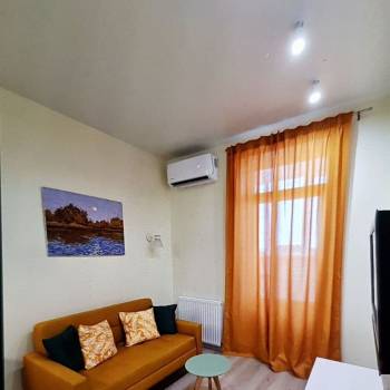 Сдается 1-комнатная квартира, 38 м²