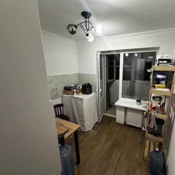 Продается 3-х комнатная квартира, 61 м²
