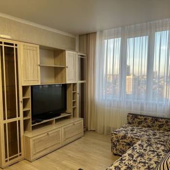 Сдается 1-комнатная квартира, 45 м²