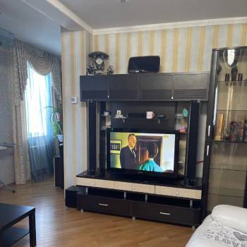 Сдается 2-х комнатная квартира, 81 м²