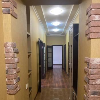 Сдается 2-х комнатная квартира, 70 м²