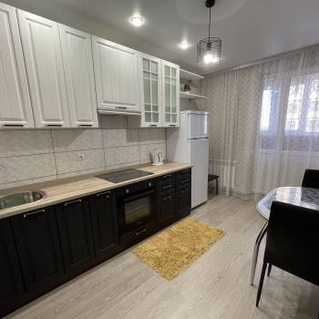 Сдается 1-комнатная квартира, 47 м²