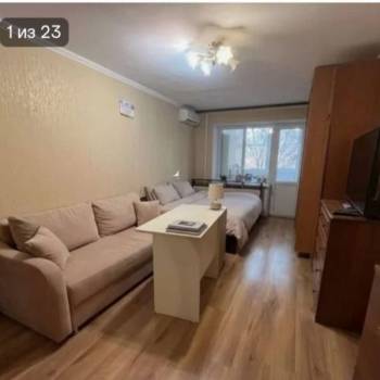 Продается 1-комнатная квартира, 33 м²