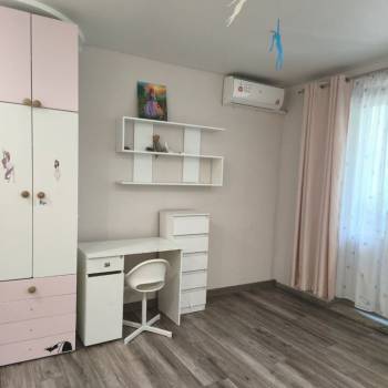 Сдается Многокомнатная квартира, 63 м²