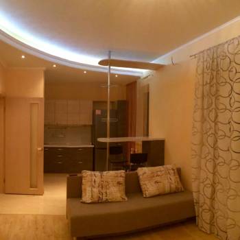 Сдается 1-комнатная квартира, 45 м²