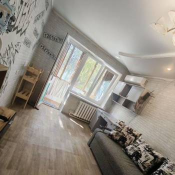 Сдается 1-комнатная квартира, 39 м²
