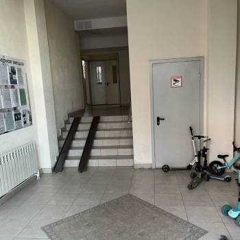 Продается 2-х комнатная квартира, 82 м²