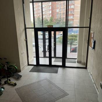 Продается 2-х комнатная квартира, 82 м²